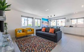 Central Town 2-Bedroom Apartment Albufeira